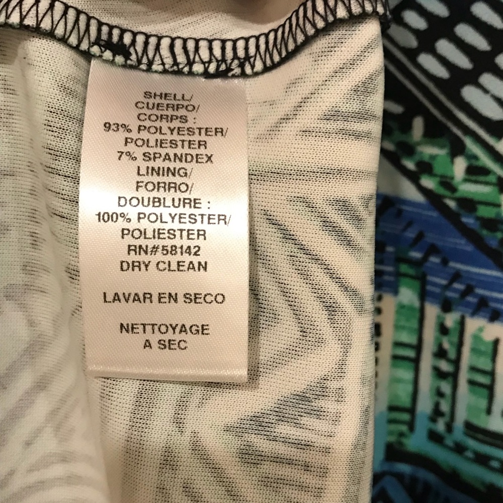 Patterned Dress - Picture 4 of 4